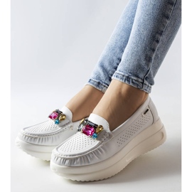 Fehér naplopók kristályokkal a Gisella cégtől 1