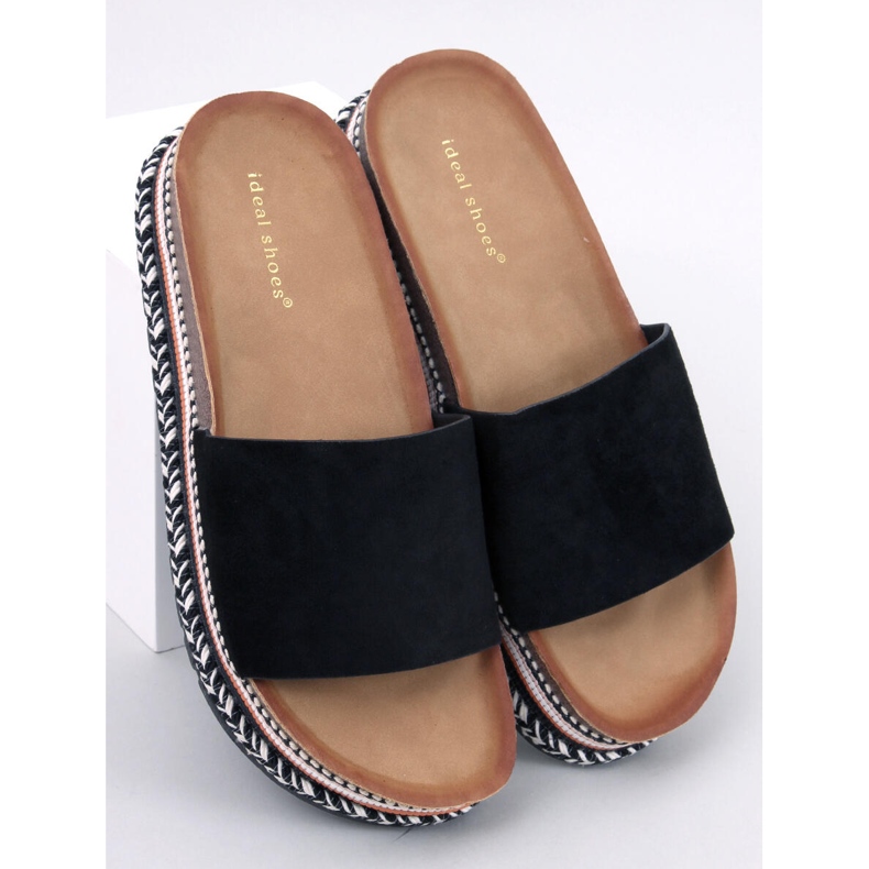 Demou Fekete szandál díszített talppal 1