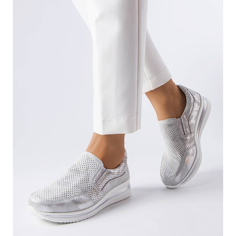 Ezüst áttört ék cipők 1