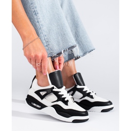 Fekete-fehér tornacipő vastag talppal a Shelovet cégtől 1