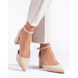 Női bézs velúr Shelovet pumpák 1