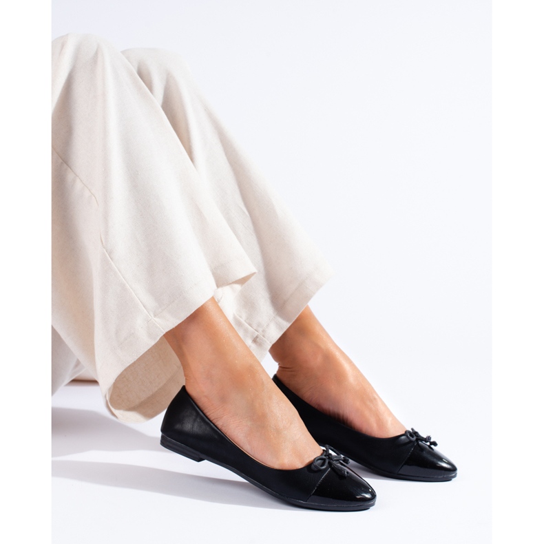 Klasszikus fekete balettlapos Shelovet masnival 1