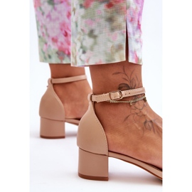 Bőr szandál sarkú Sima bézs Inspire Me! 2