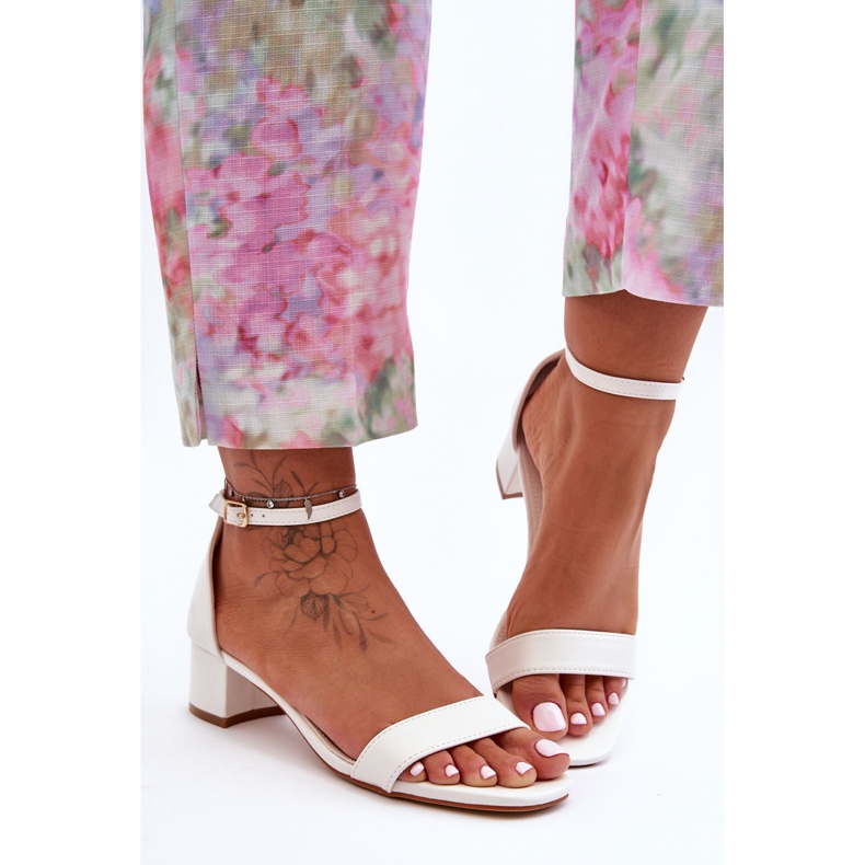 Bőr Sarkú szandál Sima fehér Inspire Me! 1