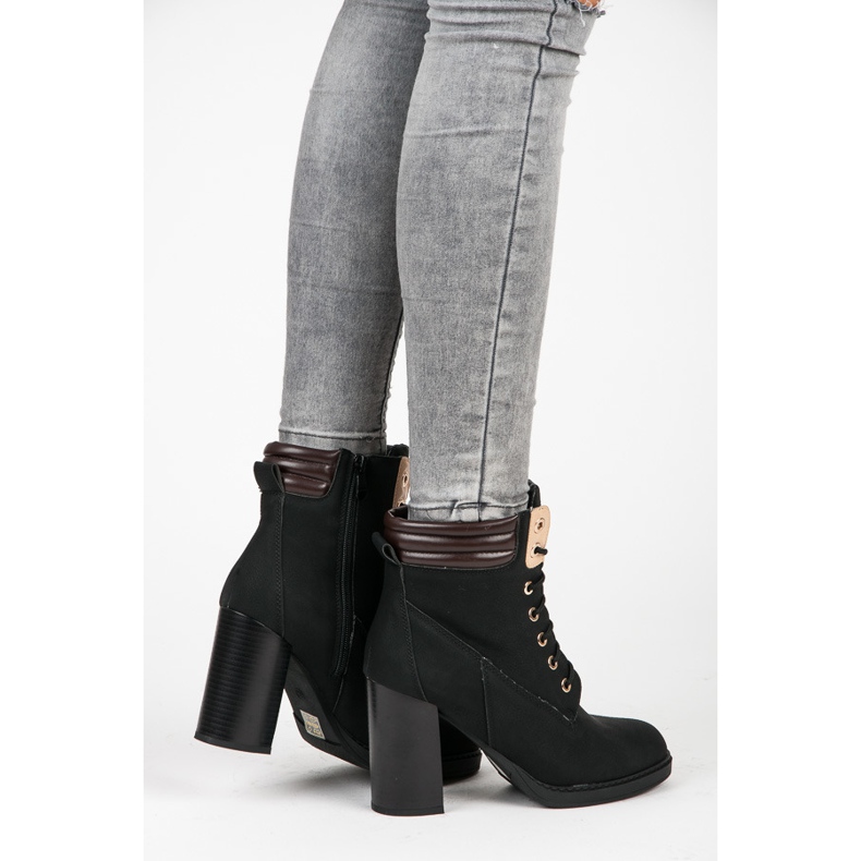 Seastar Munkások magas sarkúban fekete 1