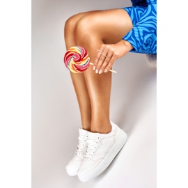 Emili fehér klasszikus tornacipője 1