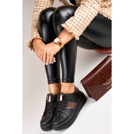 Divatos fekete női sportcipő 1