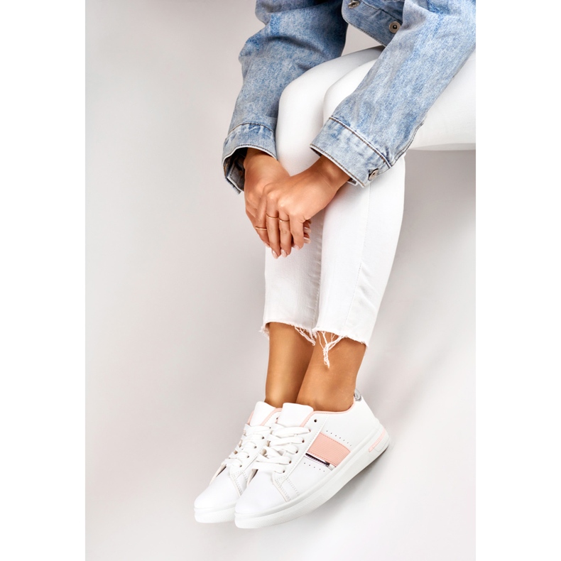 Világos női sportcipő fehér 2