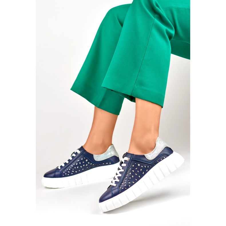 Női sötétkék sportcipő valódi bőrből 2