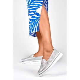 Női áttört bőrcipő ezüst 2 Női áttört bőrcipő ezüst 2