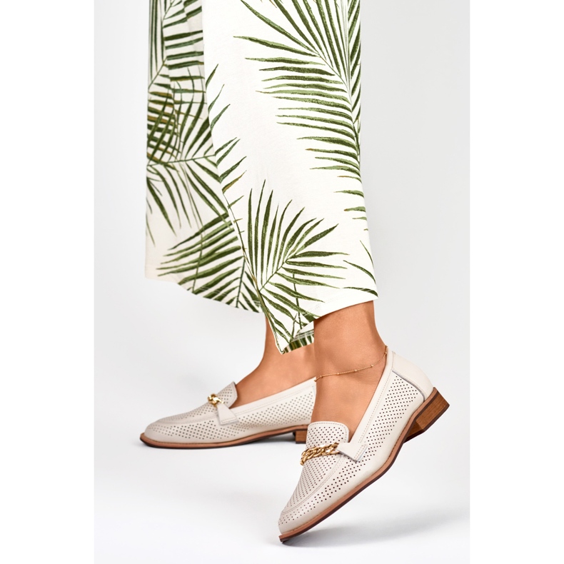 Női áttört cipő természetes bőrből bézs 2