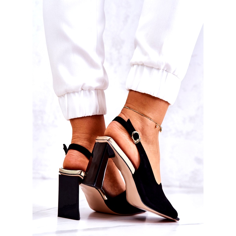 S. BARSKI Női velúr szandál a poszton, egy díszes díszítéssel fekete 6