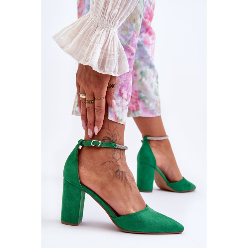 Velúr szivattyúk zöld gyémánt cirkóniával 2