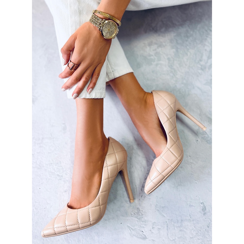 Raquel Nude steppelt magassarkú pumpák bézs 1