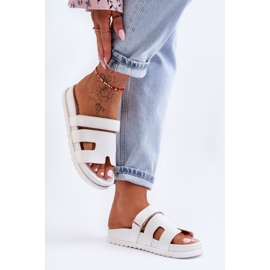 Klasszikus női szandál White Molie fehér 1