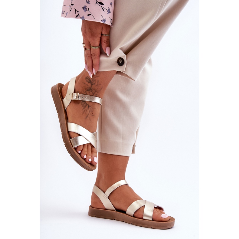 Klasszikus női bőr szandál arany talisma aranysárga 1