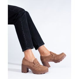 W. Potocki Sötét bézs magas sarkú cipő a Potocki márkától 1 W. Potocki Sötét bézs magas sarkú cipő a Potocki márkától 1