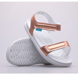 Native Charley Metallic Jr szandál 62109117-8817 aranysárga 1 Native Charley Metallic Jr szandál 62109117-8817 aranysárga 1