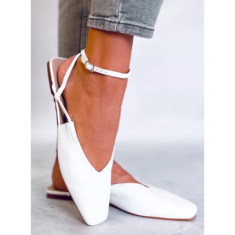 Nyitott sarkú balerinák a Gianna White-tól fehér 2 Nyitott sarkú balerinák a Gianna White-tól fehér 2