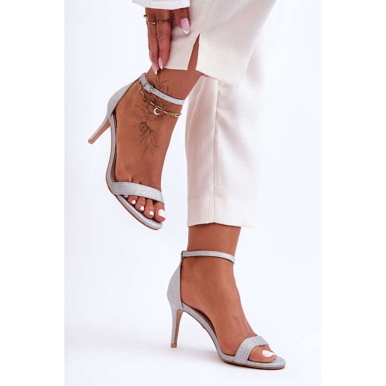Fényes Gedna ezüst magassarkú szandál 1