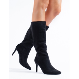 Fekete velúr sarkú csizma a Shelovet márkától 1