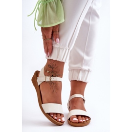 Klasszikus fehér Arya Low Wedge szandál 2