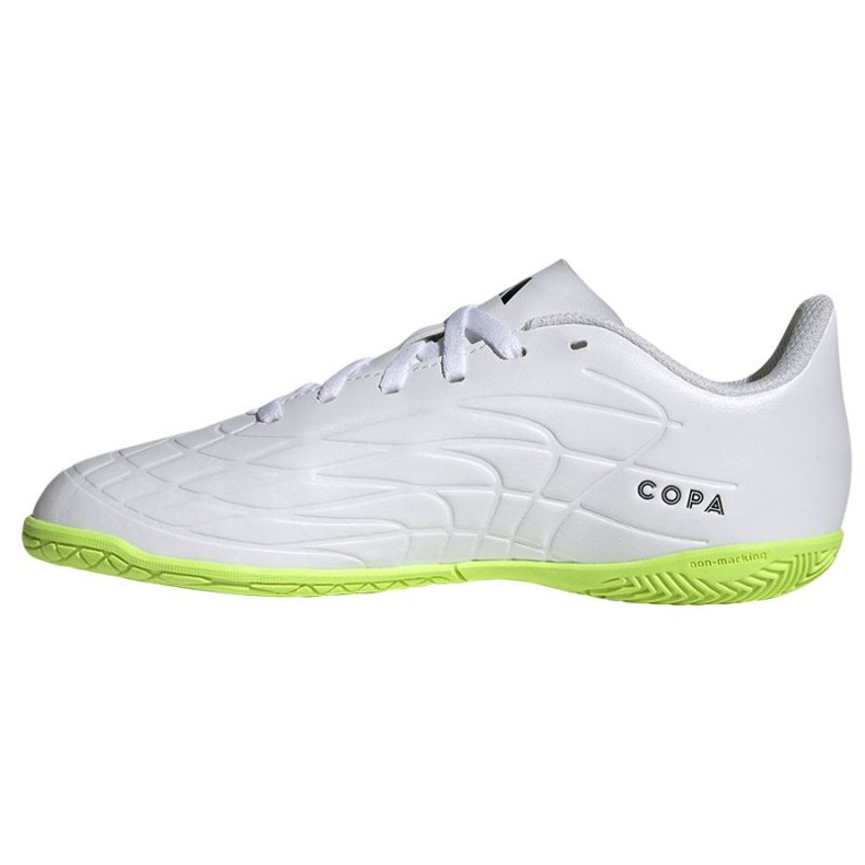 Adidas Copa Pure.4 In Jr GZ2552 futballcipő fehér 1