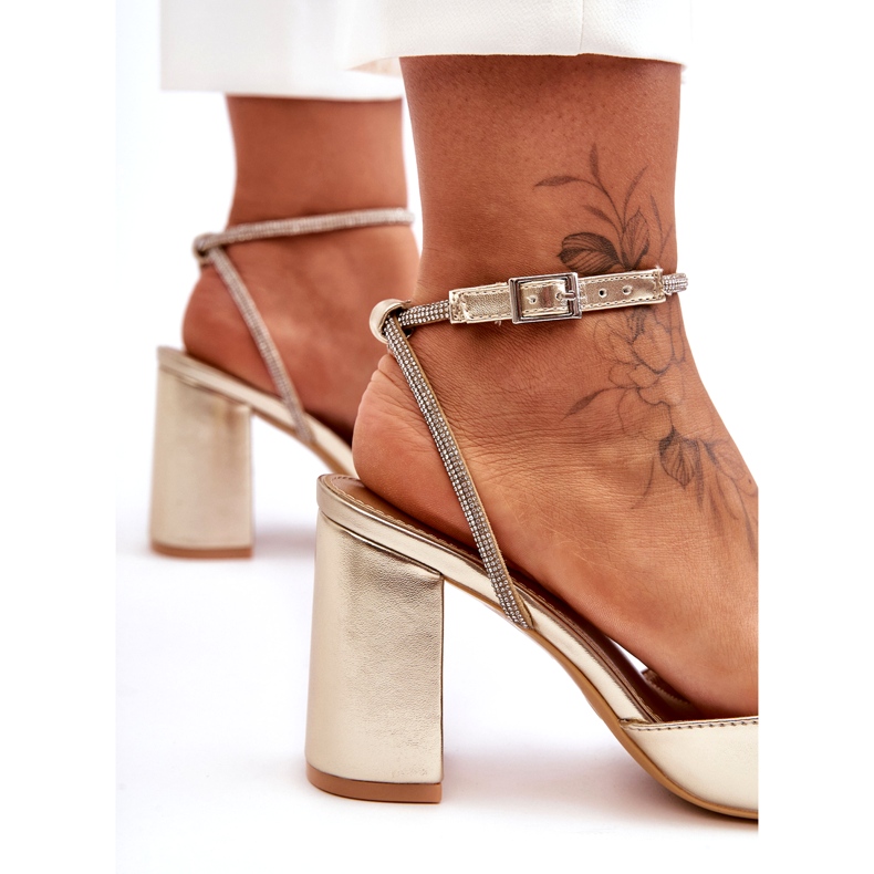 Eco-bőr pumpák dekoratív pánttal, Golden Lirosa aranysárga 4