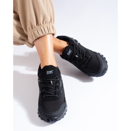 DK fekete túracipő nőknek 2