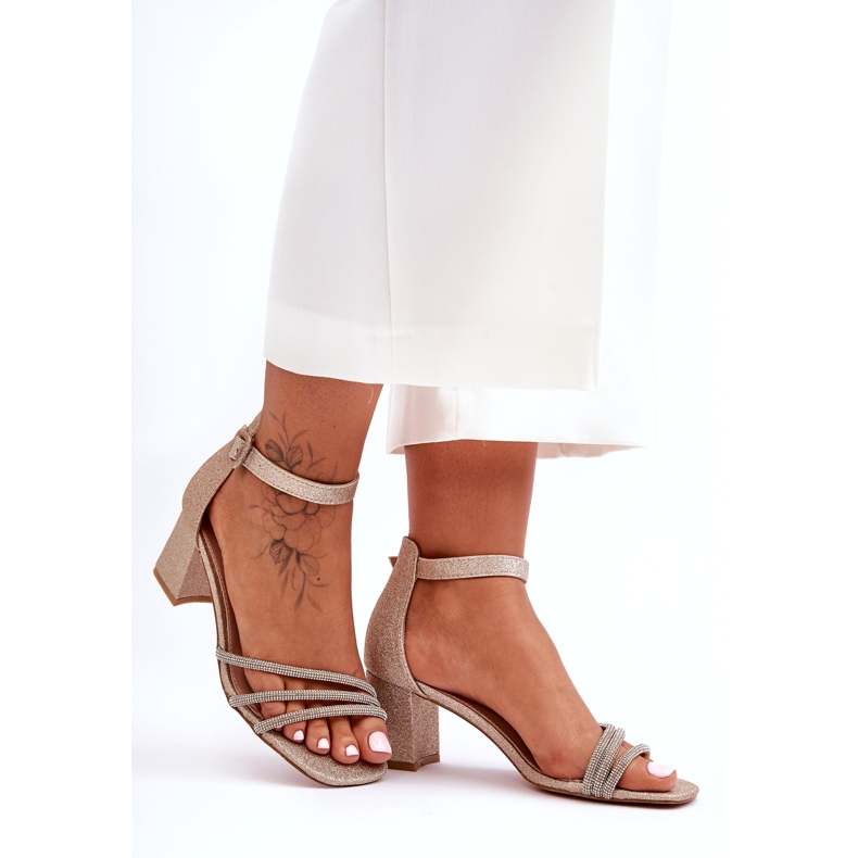 Fényes sarkú szandál Golden Enenor aranysárga 5