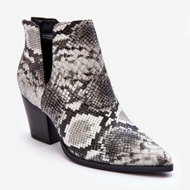 Női kivágott kígyócsizma fekete-fehér Caderina 1 Női kivágott kígyócsizma fekete-fehér Caderina 1