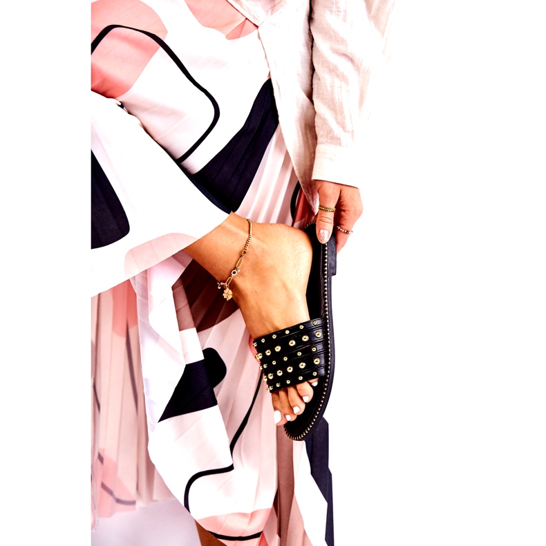 S.Barski Női bőr papucs fekete díszítéssel 1