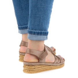 WASAK Kényelmes női bőr szandál 0658W barna bézs 1