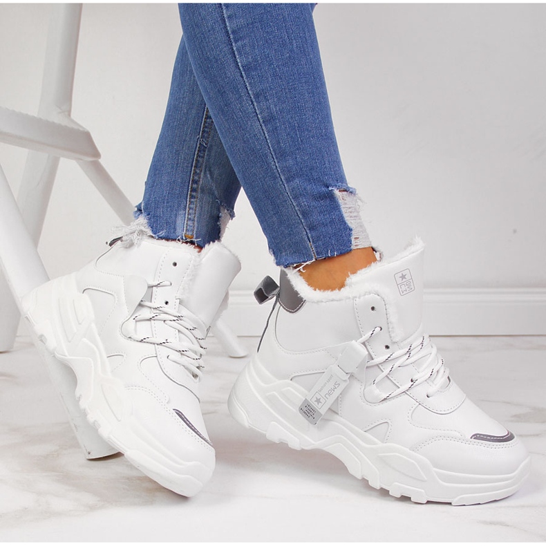 News Női hőszigetelt tornacipő vastag talppal, fehér ÚJ 1