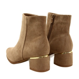 Evento Velúr csizma arany díszítéssel, bézs 23BT35-6420 3