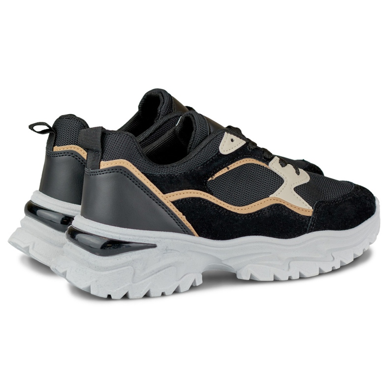 Fekete női tornacipő fehér talpon 1