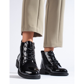 Női lakkozott fekete Vinceza csizma 1