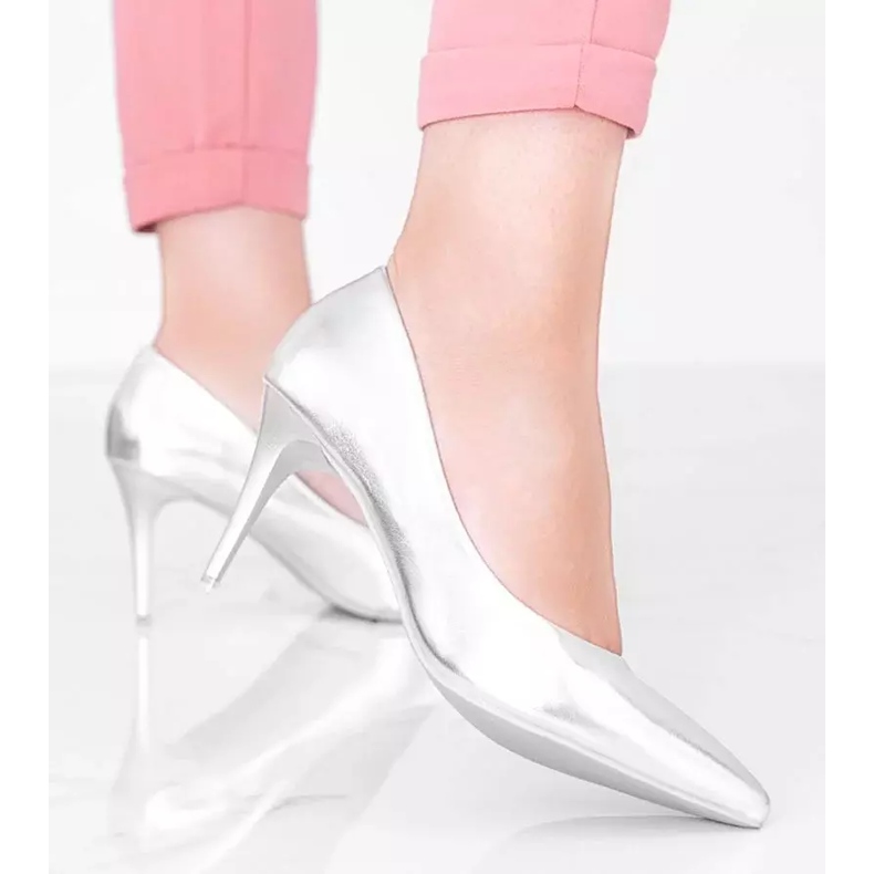 Ezüst szivattyúk a Venicia sarkán 2