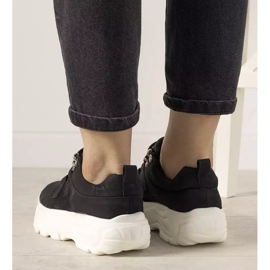 Fekete sportcipő magas Luna talppal 2