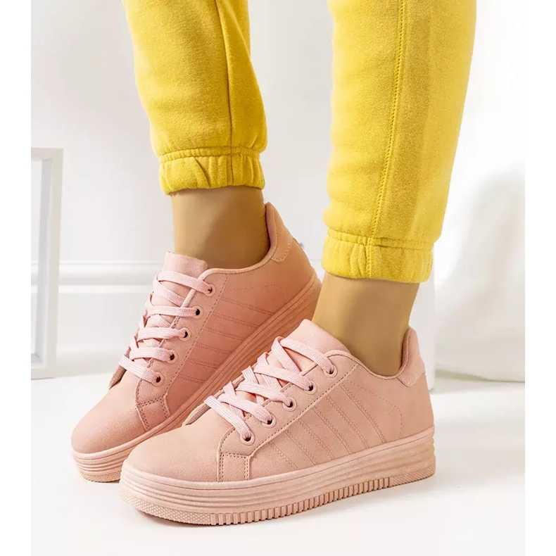 Rózsaszín tornacipő a Leonor platformon 2