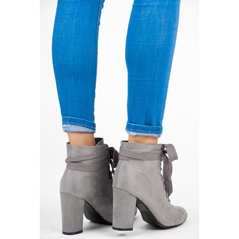 Vices New Collection Stílusos kötésű csizma szürke 1