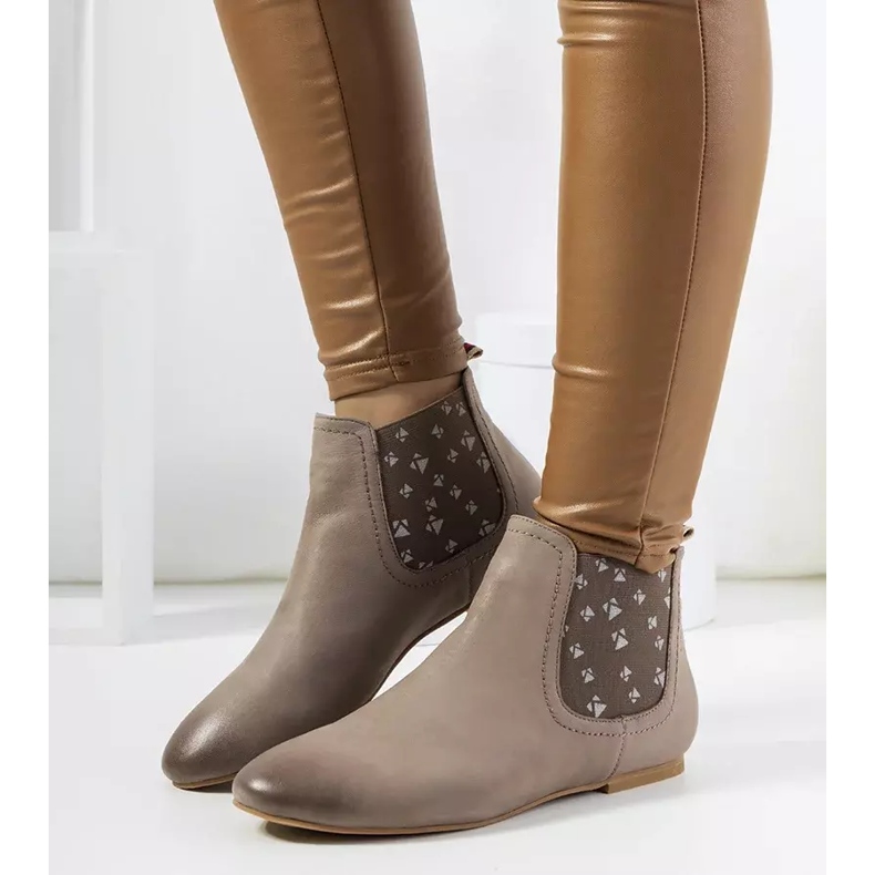 Lucciano szürke matt felbújós csizma bézs 1