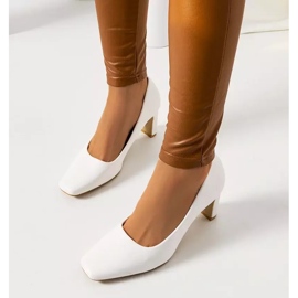 Női fehér Graves pumpák ekru 2 Női fehér Graves pumpák ekru 2