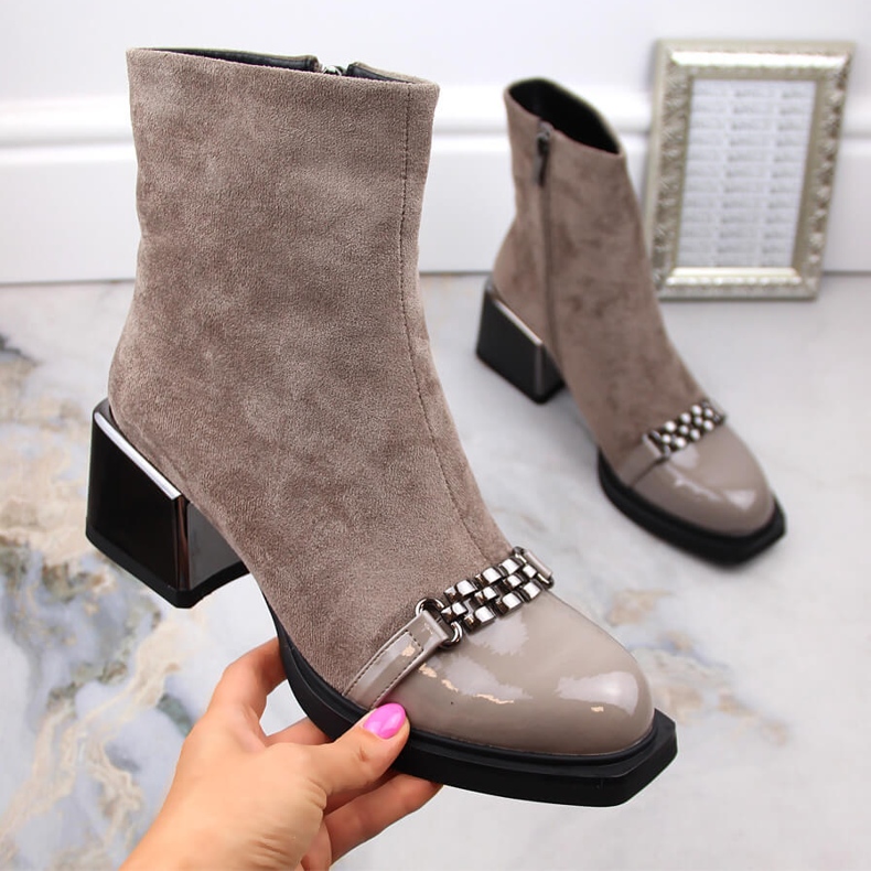 Női csizma dekoratív sarkú bézs D&amp;A S.Barski Premium Collection MR870-70 1