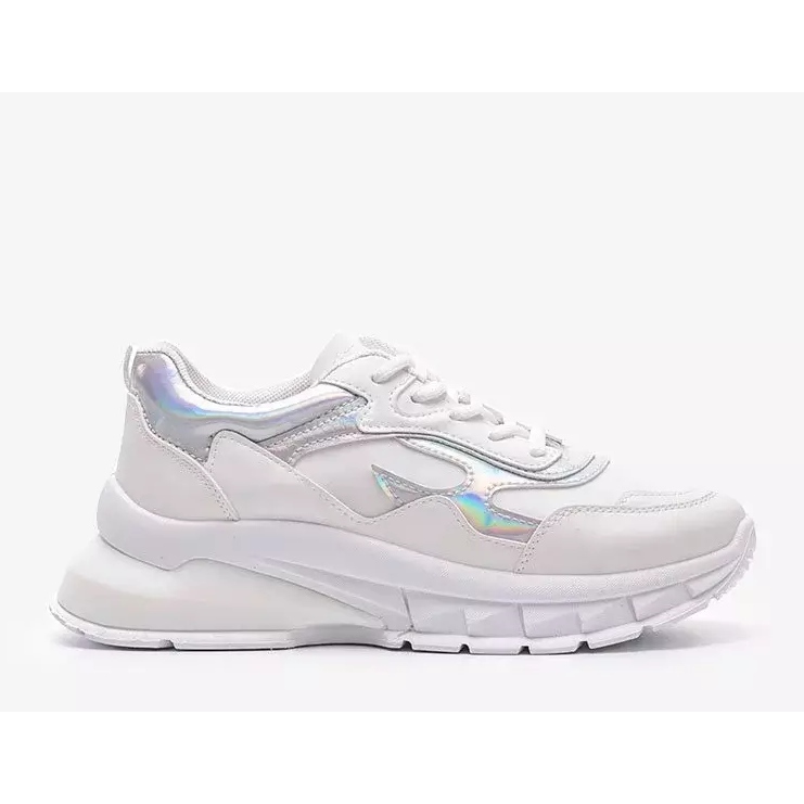 Fehér cipők vastag Kristen talpon 1