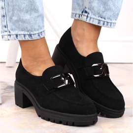 Fekete velúr magassarkú Vinceza 10921 lánccal 1