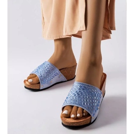 Inna Guymon kék strassz ékszandál 1