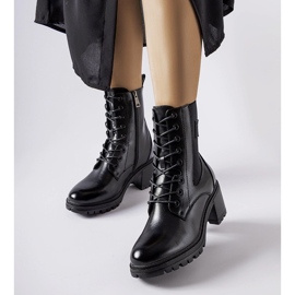 Vinceza Fekete szigetelt bokacsizma a Vincezától 1