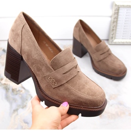 Női velúr cipő magas sarkon és platformon, bézs Vinceza 58105 1