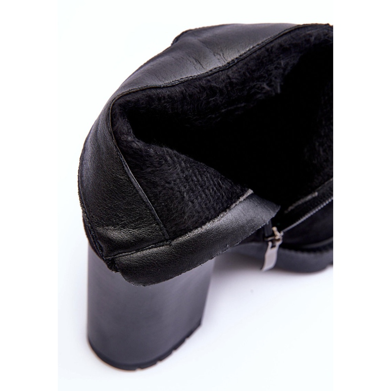 Velúr magassarkú csizma fekete makeline 2